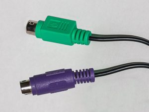 PS/2-Stecker von Maus und Tastatur